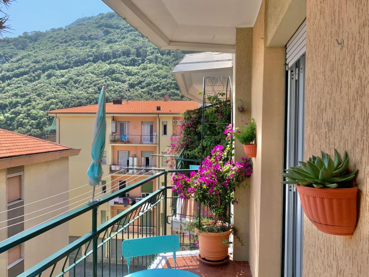 Ferienwohnung Biker'S Blue Cove Finale Ligure Exterior foto